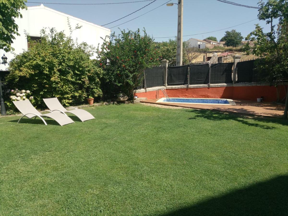 Hotel Villa Maria Fuentes de Béjar المظهر الخارجي الصورة