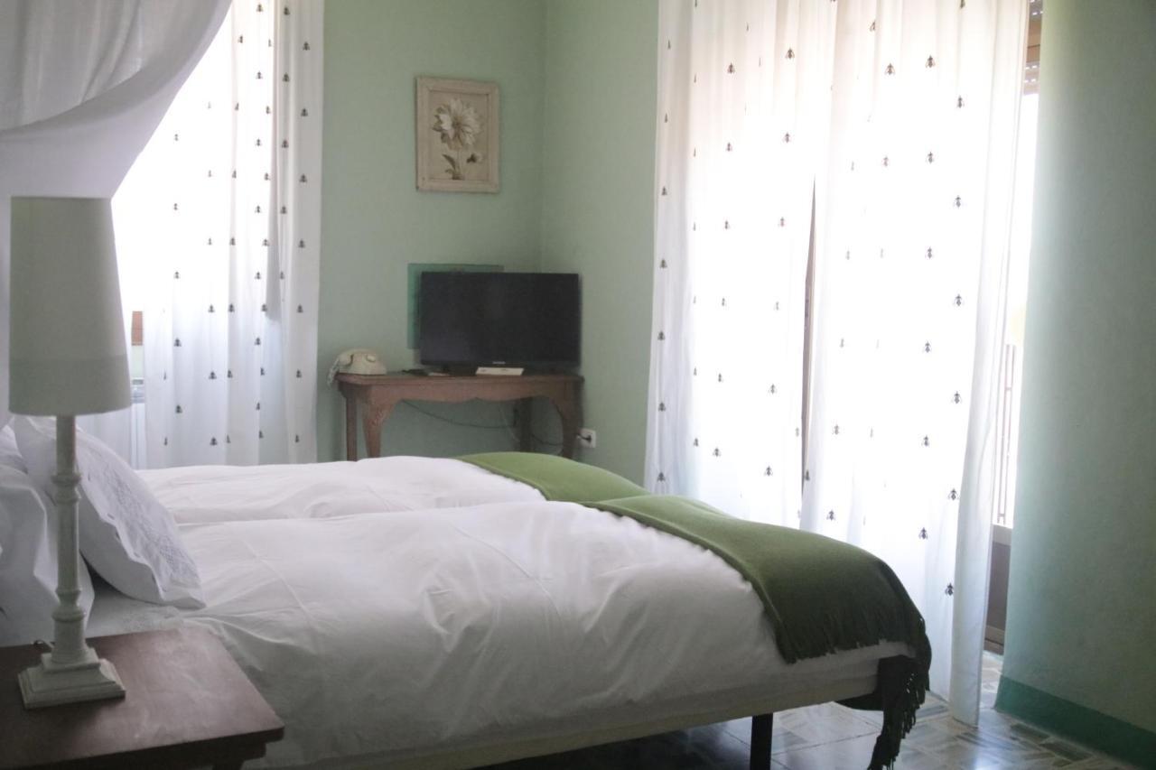 Hotel Villa Maria Fuentes de Béjar المظهر الخارجي الصورة