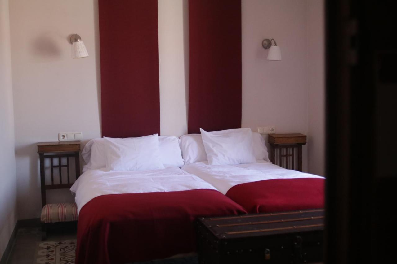 Hotel Villa Maria Fuentes de Béjar المظهر الخارجي الصورة